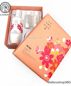 Bộ dưỡng trắng sáng da Yehwadam Jeju Magnolia Pure Brightening Serum Special Gift Set (4SP)
