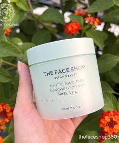 Nước cân bằng dạng miếng Tràm Trà ngừa mụn se khít lỗ chân lông Tea Tree Toner Pads The Face Shop 150ml