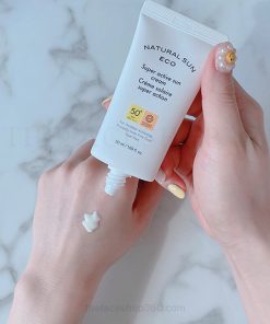 Kem chống nắng toàn diện ngăn bụi mịn Natural Sun Eco Super Active Sun Cream SPF50+ PA++++
